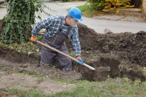Poll: How Outdoor Working This Summer Affects Your Love Life